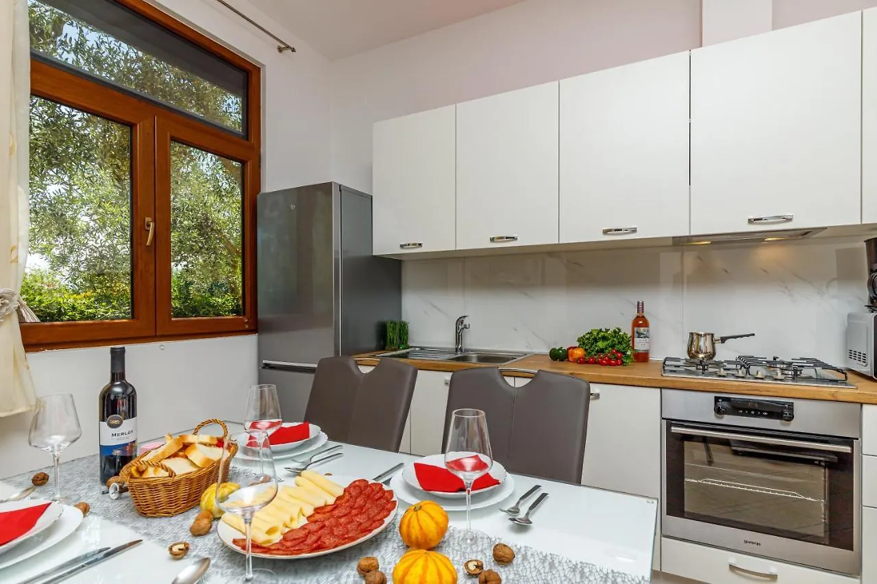 Apartments Kiki 150 Meters To The Beach Banjole