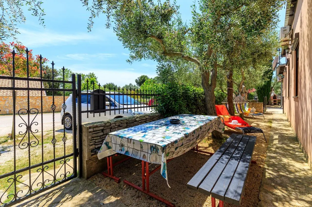 Apartments Kiki 150 Meters To The Beach Banjole