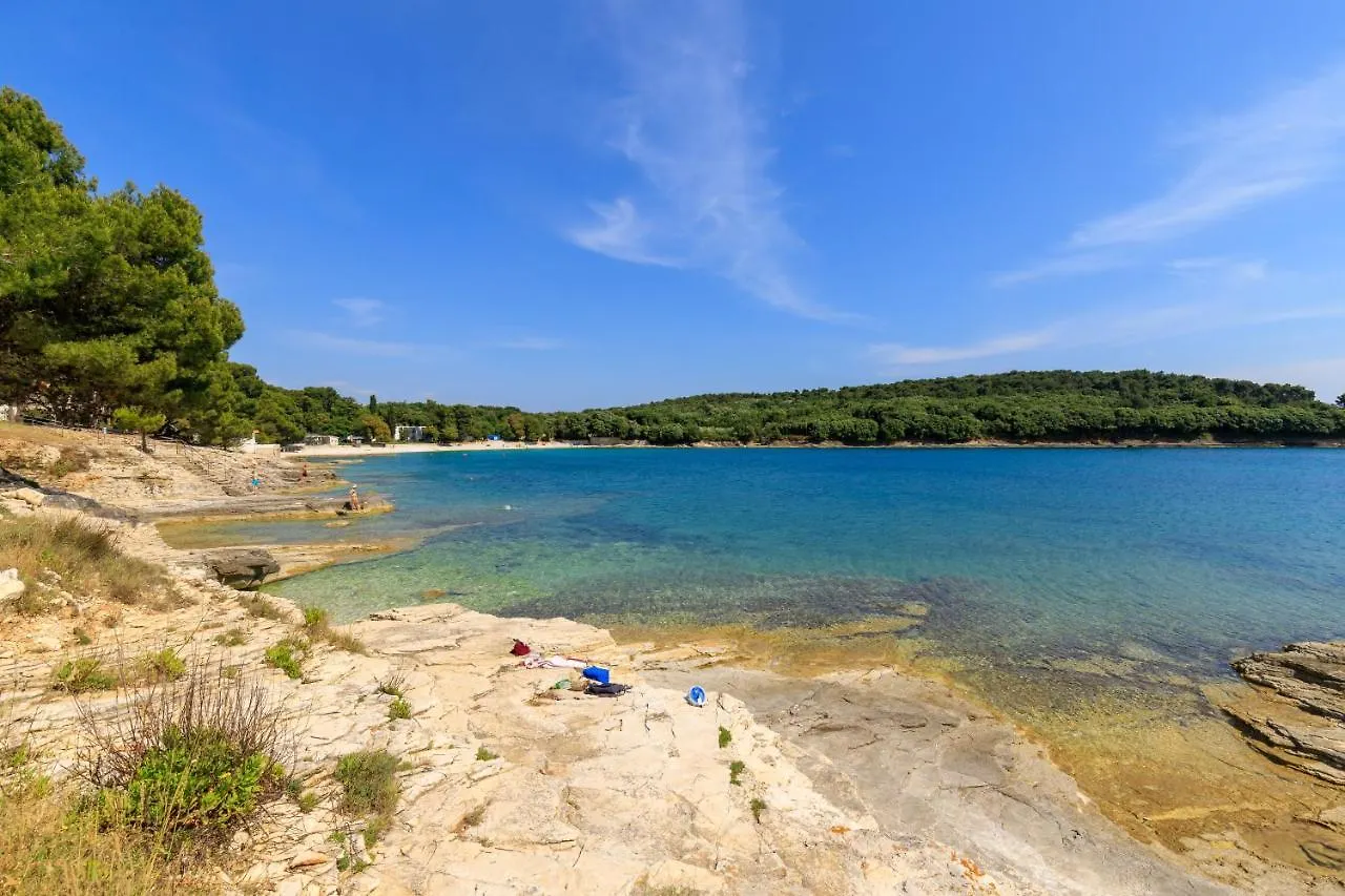 Apartments Kiki 150 Meters To The Beach Banjole 0*,  Croatia